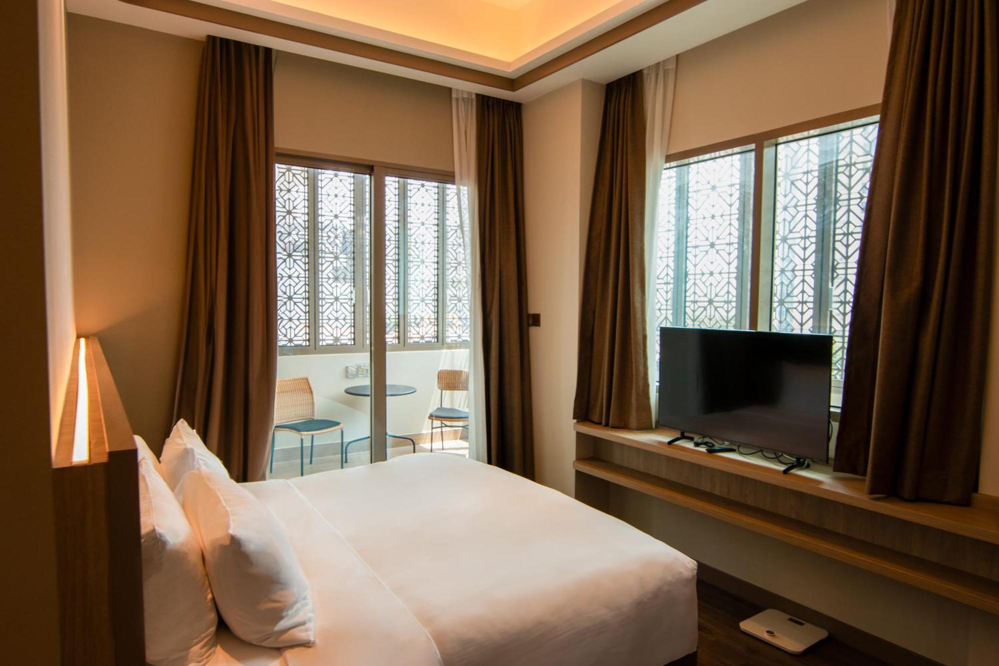 Aqueen Prestige Hotel Jalan Besar シンガポール エクステリア 写真